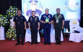 PAF CHIEF RECEIVES STAKEHOLDER OF THE YEAR AWARD